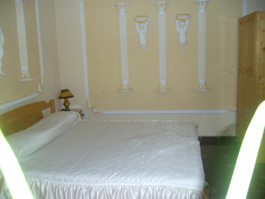 Family Hotel George Svilengrad Ruang foto