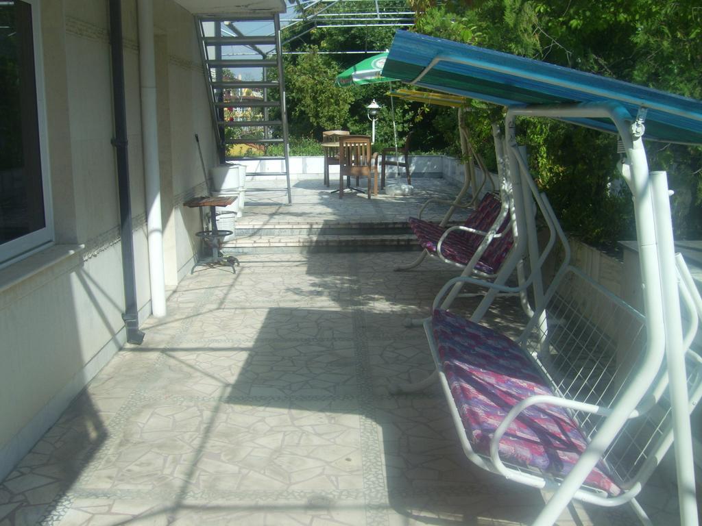 Family Hotel George Svilengrad Ruang foto